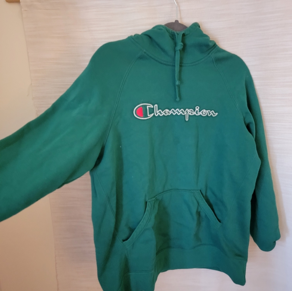 ⚡️Champion Green Hoodie - Picture 3 of 4